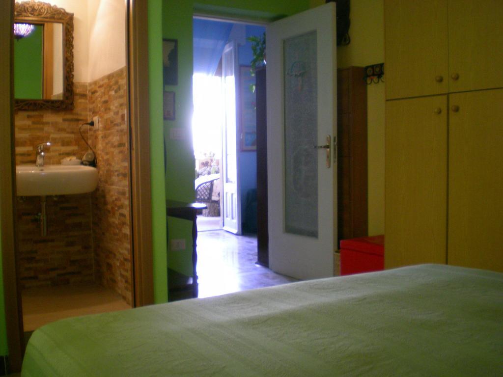 تْشيفالو Orizzonte B&B الغرفة الصورة